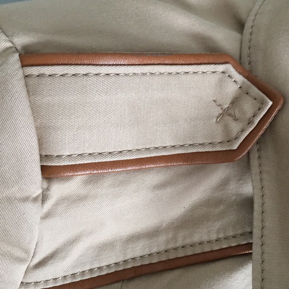 White House Black Market cropped jacket - Picture 4 of 9